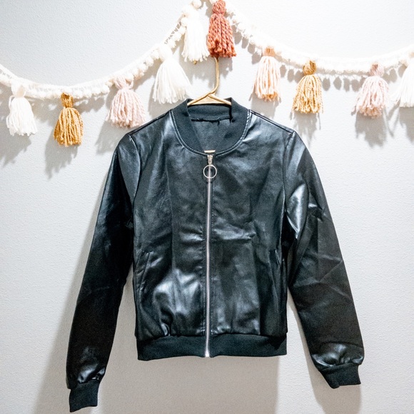 Black Zip Up Faux Leather Bomber Jacket - Picture 3 of 3